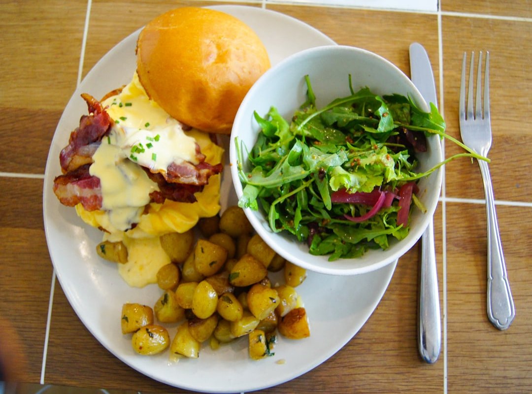 Perfect for a Quick Lunch: Delicious and Easy on the Wallet